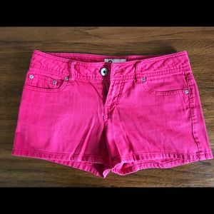 Pink So shorts size 7